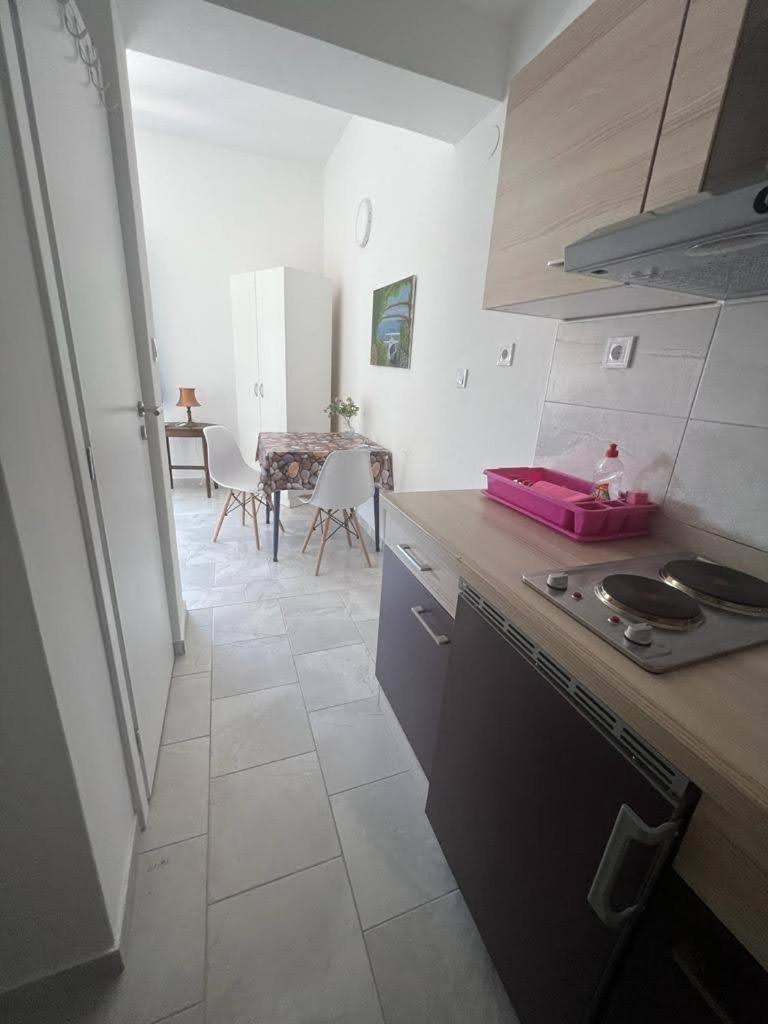 Apartmani Yin&Yang Novalja Exterior photo