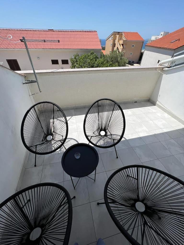 Apartmani Yin&Yang Novalja Exterior photo